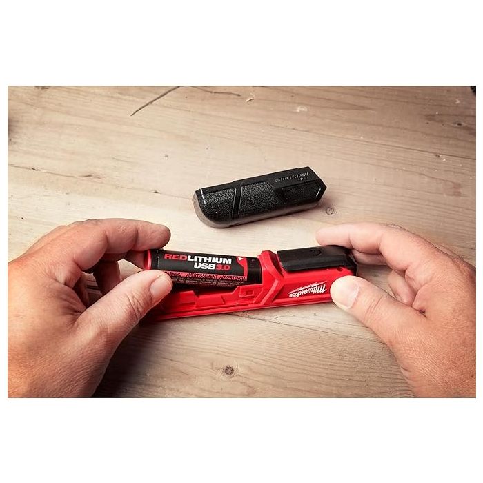 Milwaukee REDLITHIUM USB 3.0AH Battery
