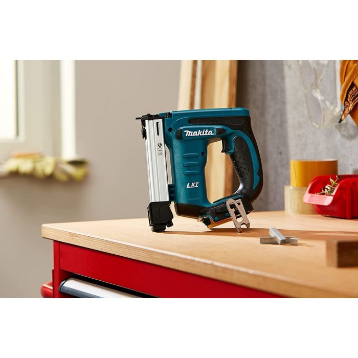Makita t50 stapler outlet