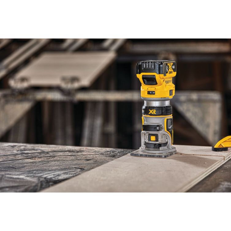 DeWalt 20V Max XR Palm Router